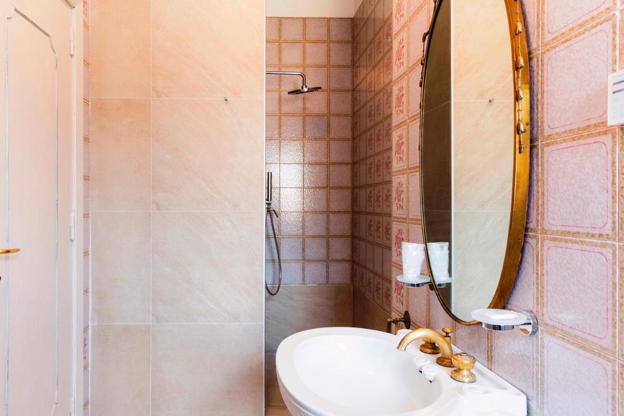 Talenti Fucini Bed & Breakfast Rom